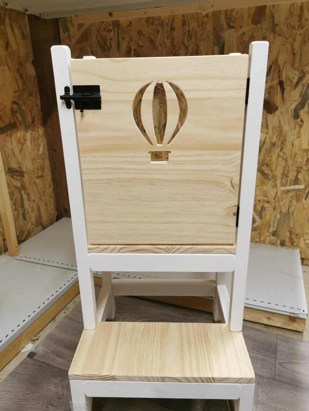 Personnalisation motif pour porte de tour d'observation