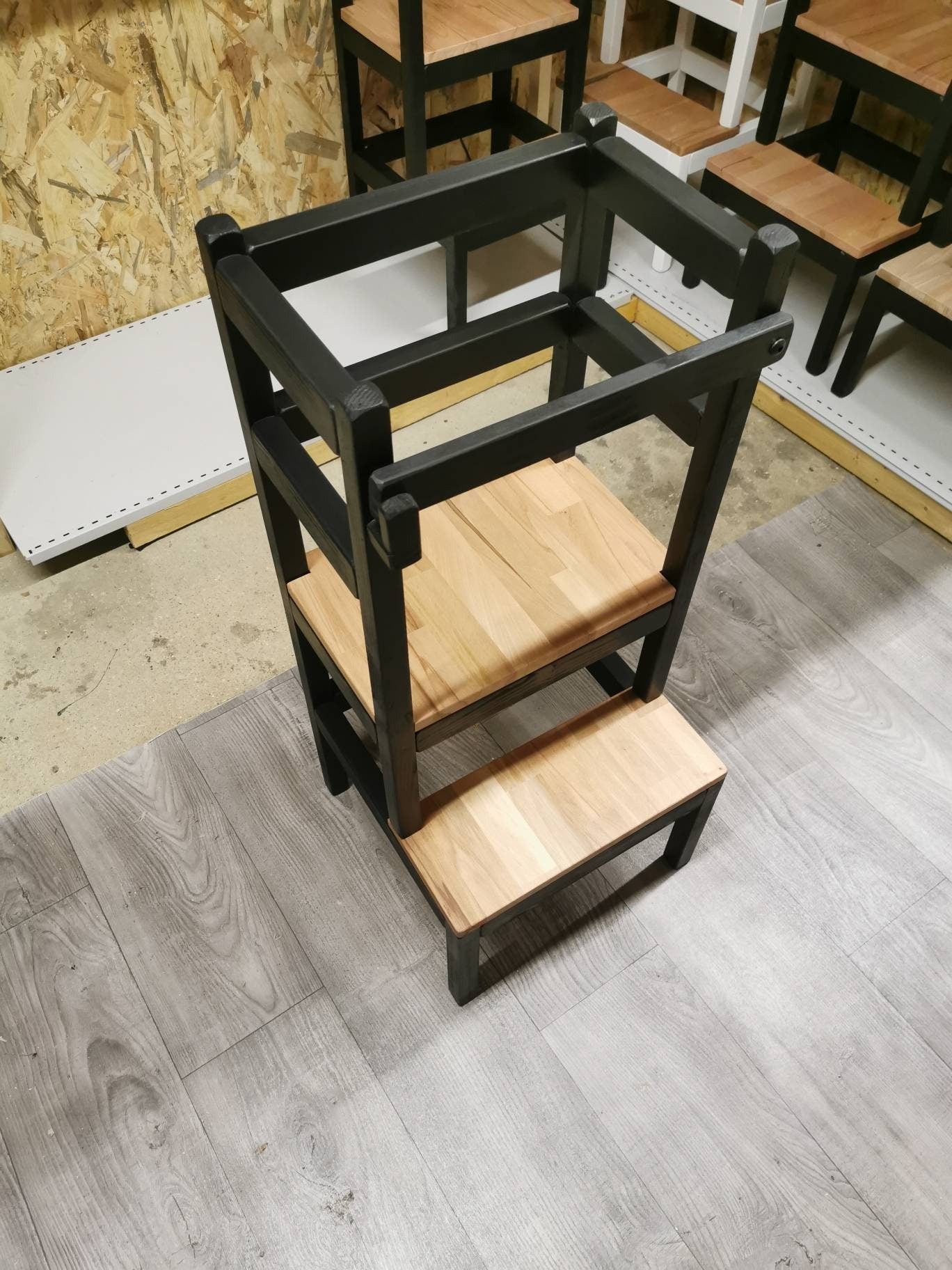 Tour D'observation / Tour D'apprentissage Montessori / marche pied